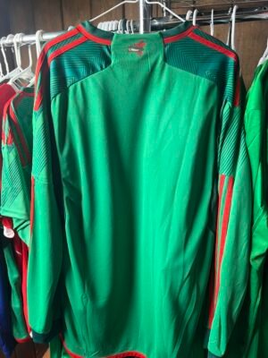 Alternative view of New with tags  22-23 Mexico home Large long sleeve.
