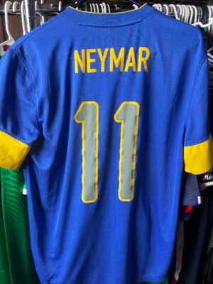 Alternative view of Vintage Brazil Neymar 2012-13 jersey Large.