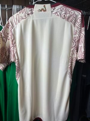 Alternative view of NWT MEXICO 22 Medium