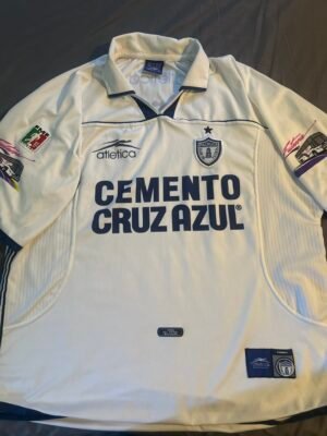 Alternative view of Pachuca Away 2000/01