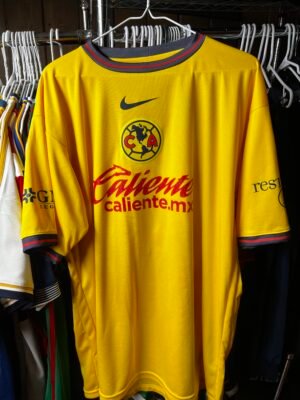 Club America 3XL fits 2XL