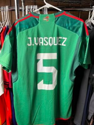 Alternative view of JOHAN VASQUEZ large NWT 22/23