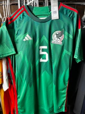 JOHAN VASQUEZ large NWT 22/23